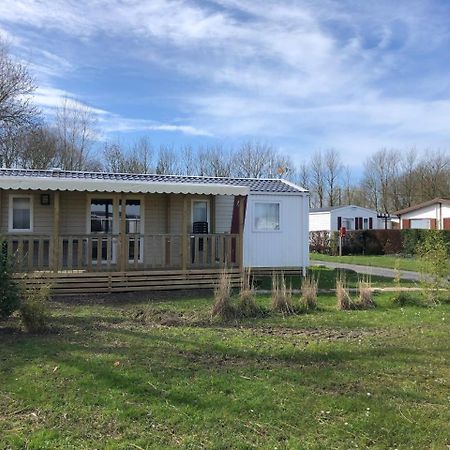 Camping La Haie Penee **** Saint-Quentin-en-Tourmont Exterior photo